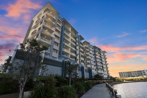 Aquarius Kawana - Pubs and Clubs 14