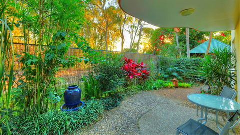 Rainbow Getaway Holiday Apartments - Go Out 24