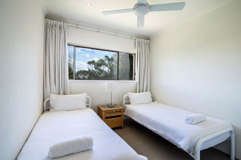 Sunseeker Holiday Apartments - Pubs and Clubs 25