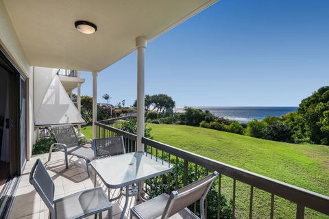 Sunseeker Holiday Apartments - Pubs and Clubs 30