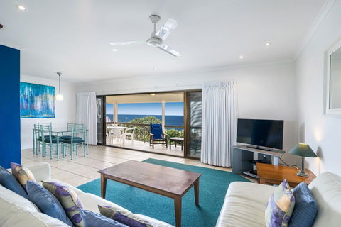 Sunseeker Holiday Apartments - Pubs and Clubs 21