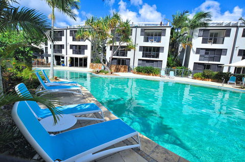 Noosa Blue Resort - Pubs and Clubs 9