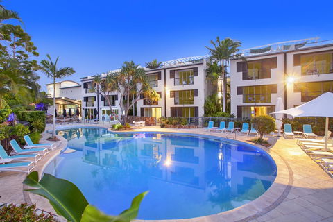 Noosa Blue Resort - Pubs and Clubs 0