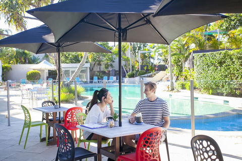 Noosa Blue Resort - Pubs and Clubs 33