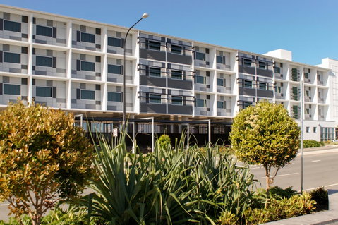 Mercure Sunshine Coast Kawana Waters - Pubs and Clubs 27