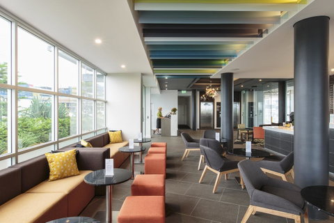 Mercure Sunshine Coast Kawana Waters - Pubs and Clubs 41
