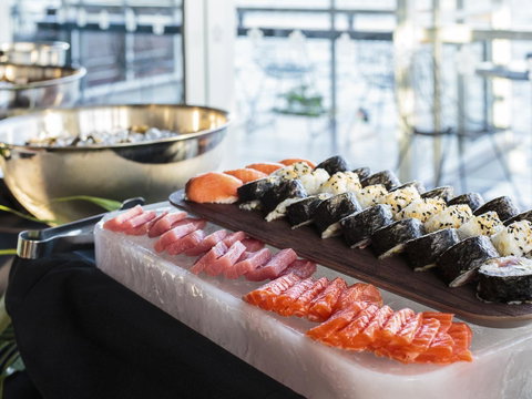 Mercure Sunshine Coast Kawana Waters - Pubs and Clubs 38