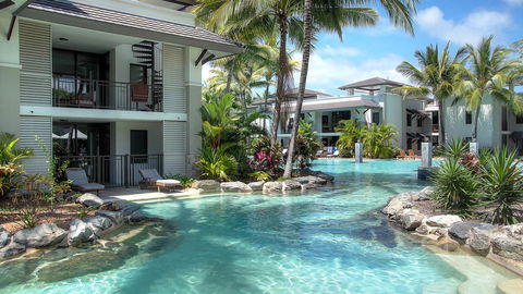 Luxury Apartments At Temple Resort And Spa Port Douglas - Pubs and Clubs 9