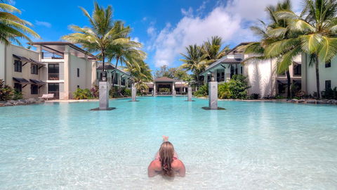 Luxury Apartments At Temple Resort And Spa Port Douglas - Pubs and Clubs 1