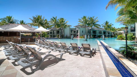 Luxury Apartments At Temple Resort And Spa Port Douglas - Pubs and Clubs 7
