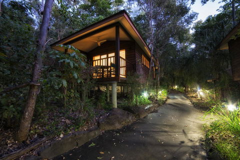 Thala Beach Nature Reserve - Pubs and Clubs 20