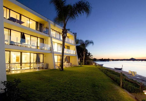 Noosa Harbour Resort - Pubs and Clubs 20