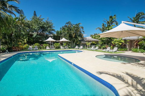 Noosa Harbour Resort - Pubs and Clubs 0