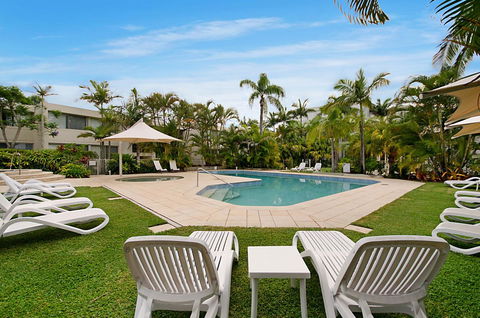Noosa Harbour Resort - Pubs and Clubs 1