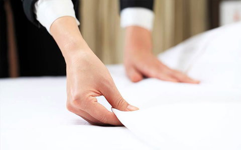 Clermont Country Motor Inn - Pubs and Clubs 10