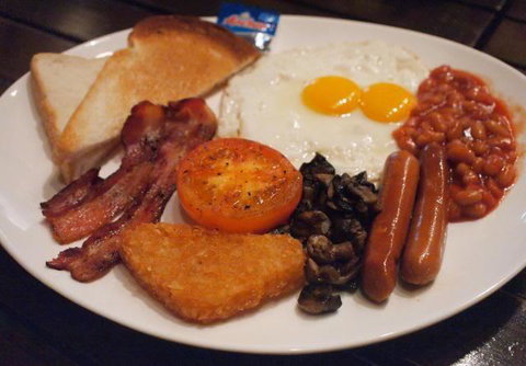 Clermont Country Motor Inn - Pubs and Clubs 3