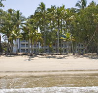 Agincourt Beachfront Apartments - Pubs and Clubs