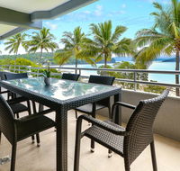 Frangipani 104 - Hamilton Island - Pubs and Clubs
