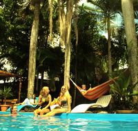 Mad Monkey Backpackers Cairns - Pubs and Clubs