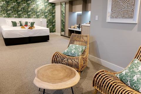 Pacific Hotel Cairns - Go Out 19