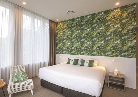 Pacific Hotel Cairns - Go Out 18