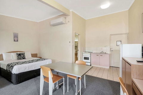 Econo Lodge Toowoomba Motel & Events Centre - Pubs and Clubs 19