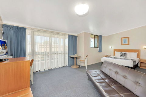 Econo Lodge Toowoomba Motel & Events Centre - Pubs and Clubs 10