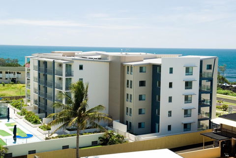 The Point Resort - Pubs and Clubs 0
