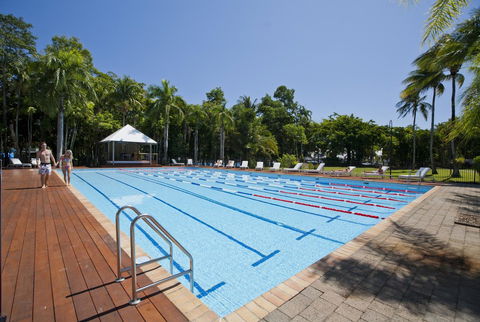 Oaks Port Douglas Resort - Pubs and Clubs 42