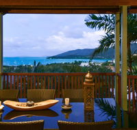 Bella vista on nara - Pubs and Clubs