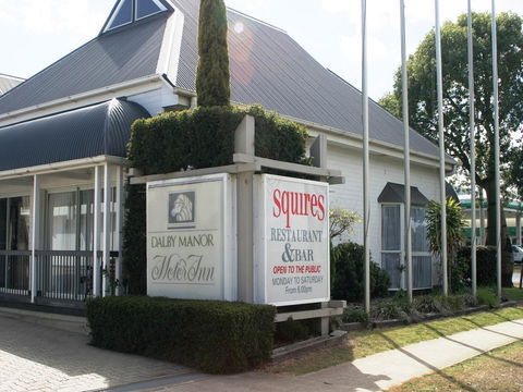 Dalby Manor Motor Inn - Pubs and Clubs 15