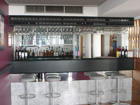 Dalby Manor Motor Inn - Pubs and Clubs 22