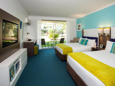Sea World Resort - Pubs and Clubs 4