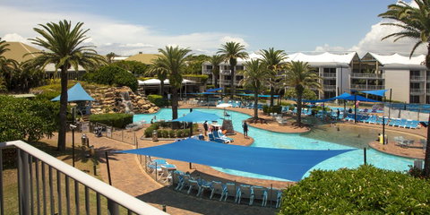 Sea World Resort - Pubs and Clubs 13