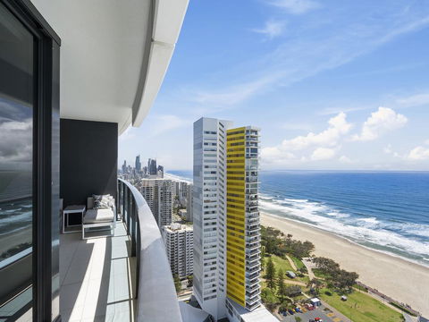 Oracle Resort Broadbeach - Gclr - Pubs and Clubs 17