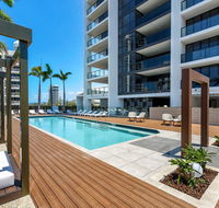 Qube Broadbeach - Pubs and Clubs