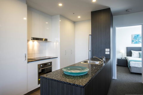 Synergy Broadbeach - Official - Pubs and Clubs 1