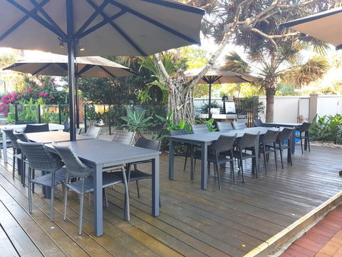 Casablanca Beachfront Apartments - Go Out 2