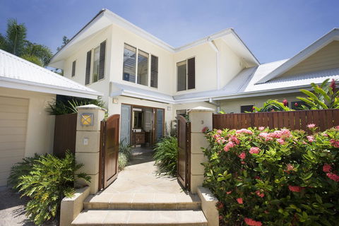 Paradise Links Resort Port Douglas - Pubs and Clubs 30