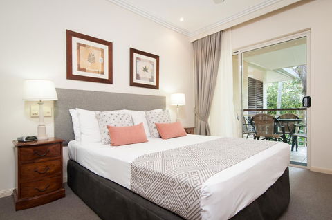 Paradise Links Resort Port Douglas - Pubs and Clubs 19