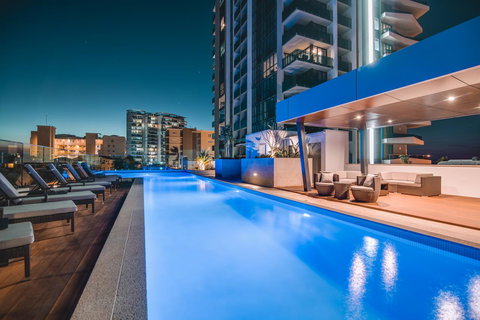 Iconic Kirra Beach Resort - Go Out 20