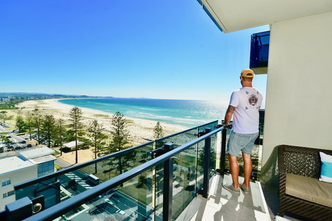 Iconic Kirra Beach Resort - Go Out 8