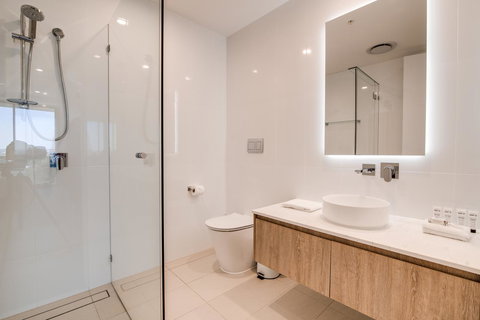 Iconic Kirra Beach Resort - Go Out 2