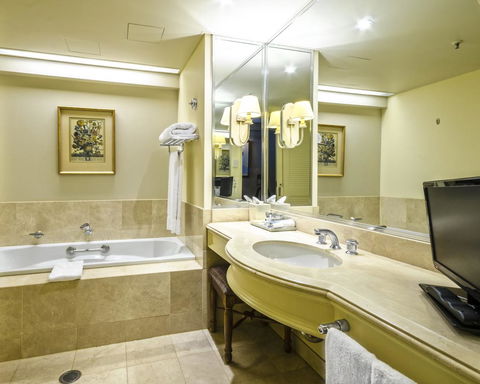 Stamford Plaza Brisbane - Pubs and Clubs 10