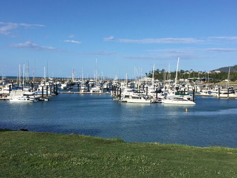 Marina View Apartment - Go Out 1