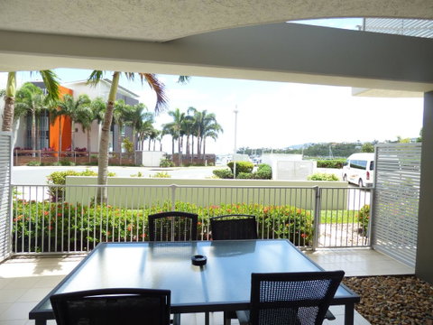 Marina View Apartment - Go Out 4