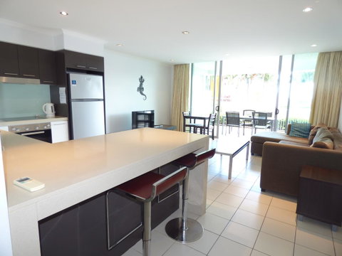 Marina View Apartment - Go Out 2