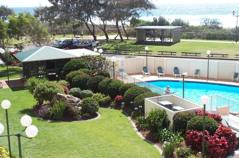 Talisman Apartments - Pubs and Clubs 7