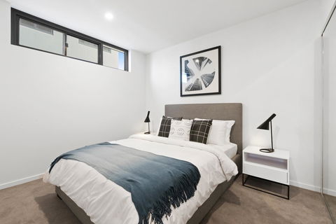 Ivy And Eve Apartments By CLLIX - Go Out 40