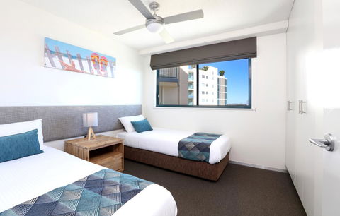 Peninsular Beachfront Resort - Go Out 33